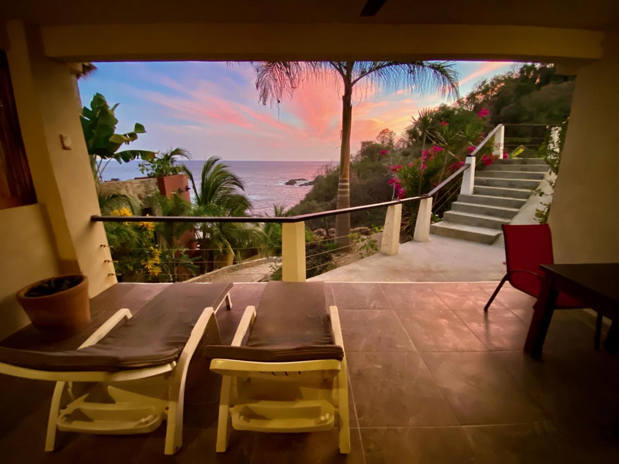 Casablanca Guest House - Adults Only - Starlink Internet! Zipolite Exterior photo